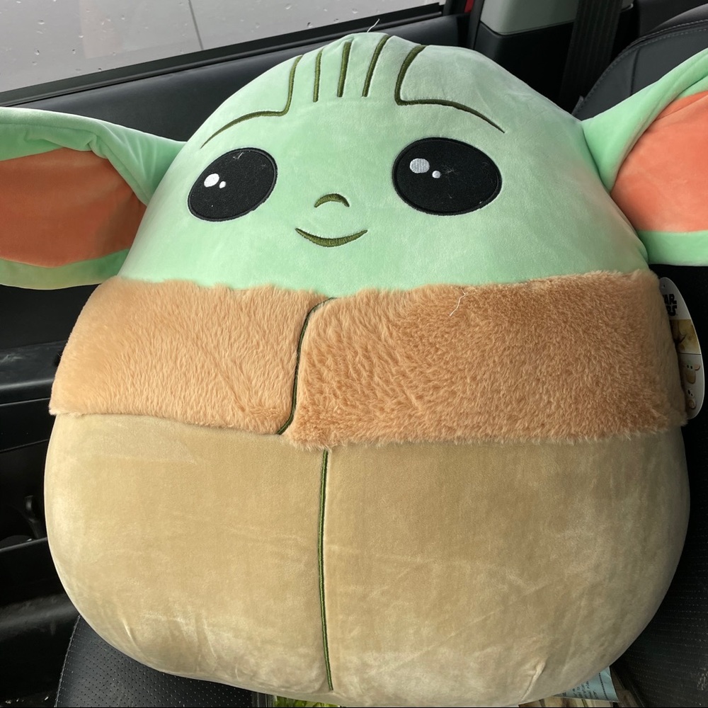 Baby Yoda 20in
